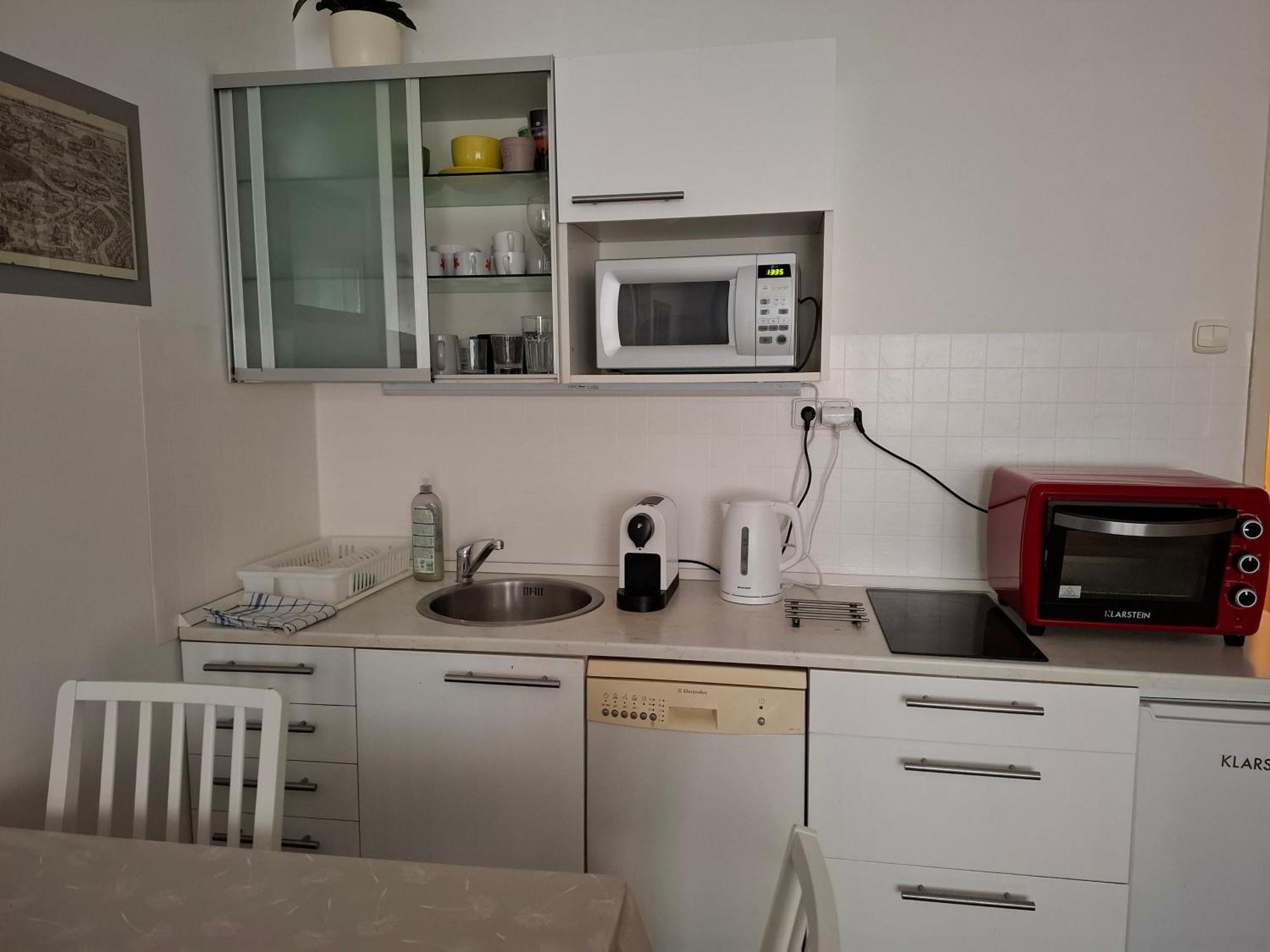 Coronation Apartment Bratislava Exteriör bild